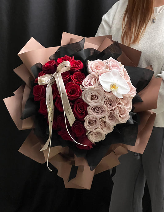 Moon Dweller Bouquet 月亮居民