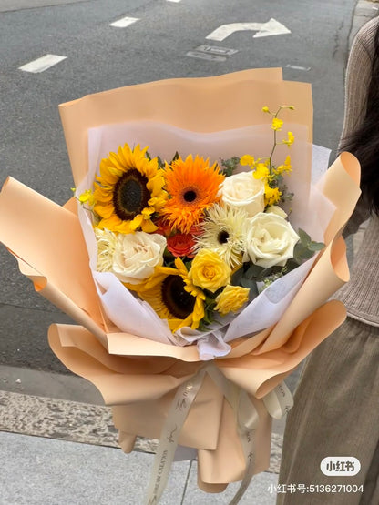 Florist Mix Bouquet (Small)