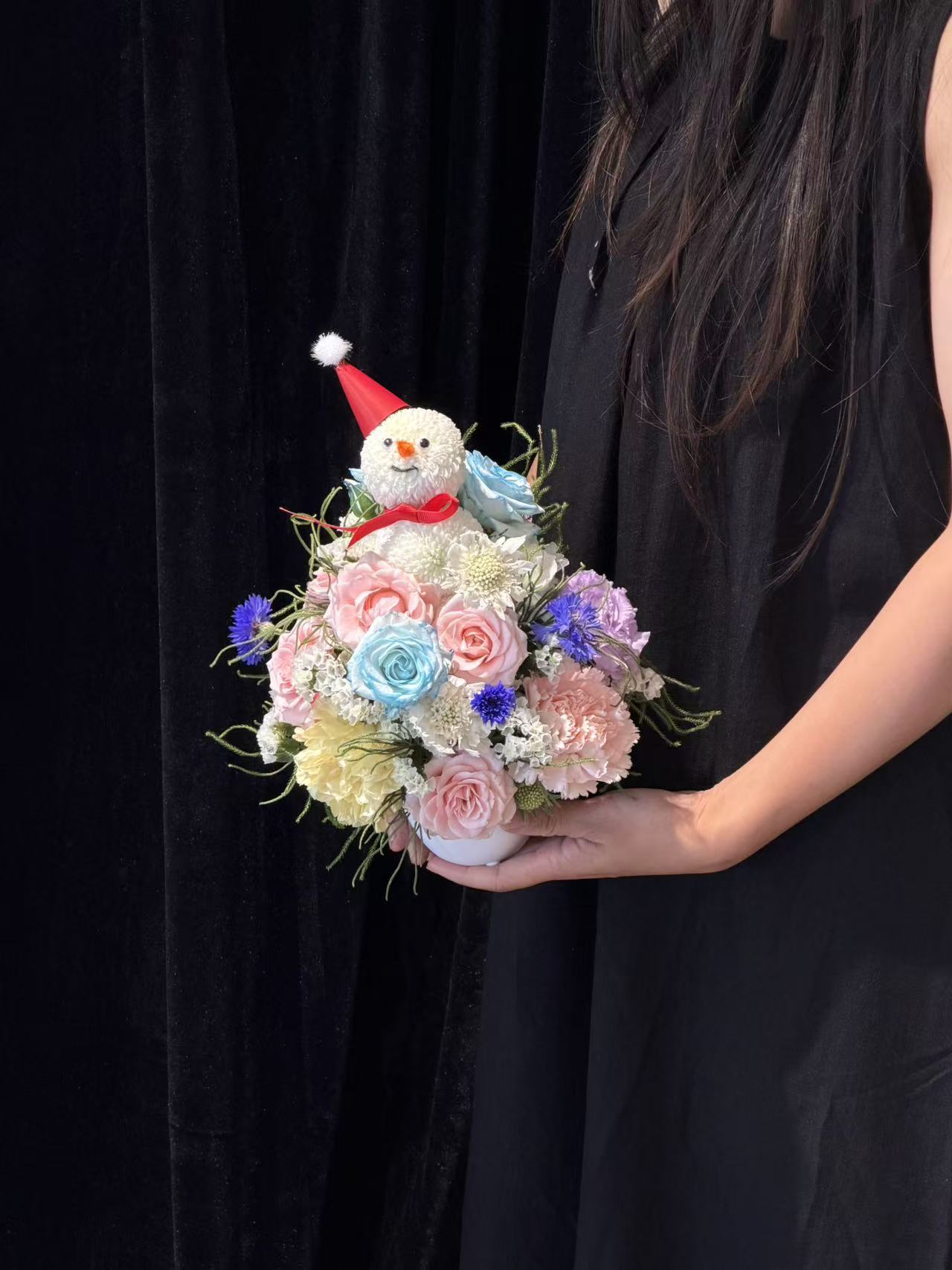 Christmas Bloom Arrangement 圣诞花树