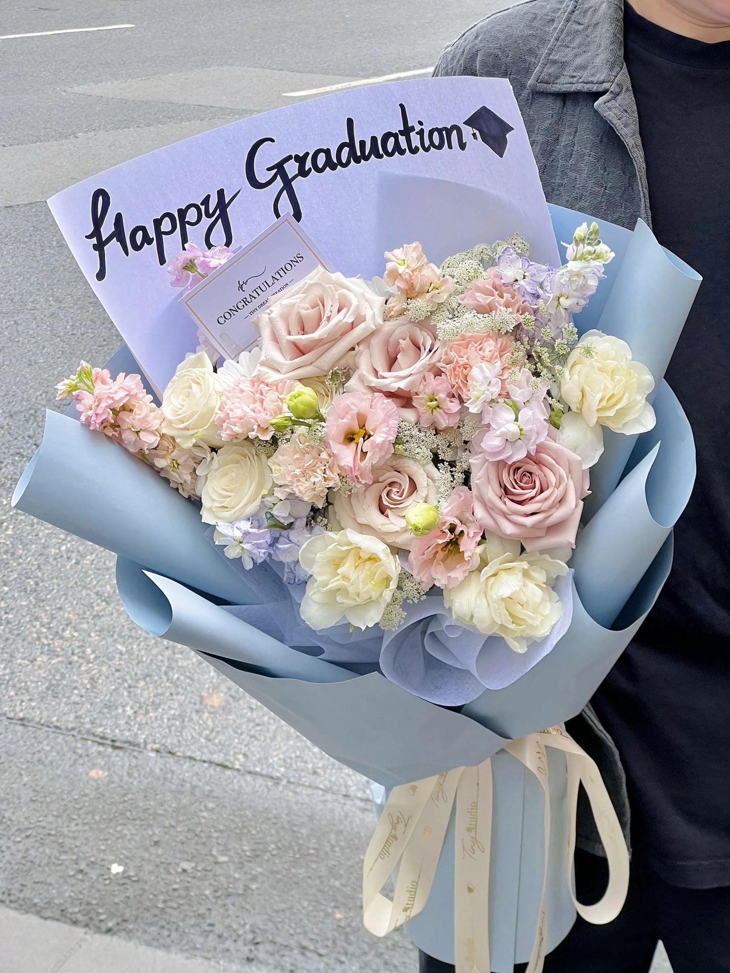 Florist Mix Bouquet (Medium)