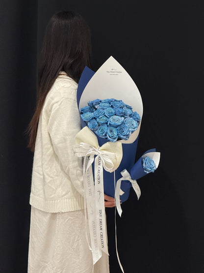 Embracing Under the Moon Bouquet 月下相拥