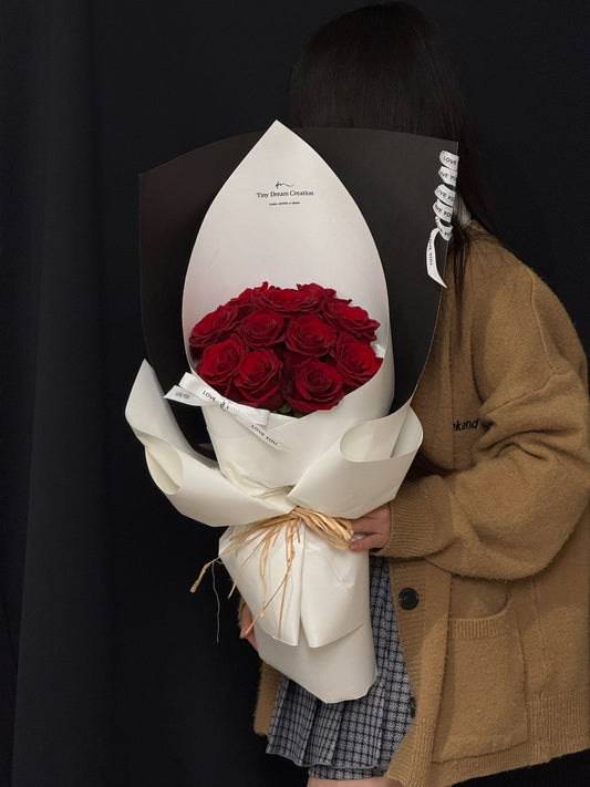 Tied to You Bouquet 心系于你