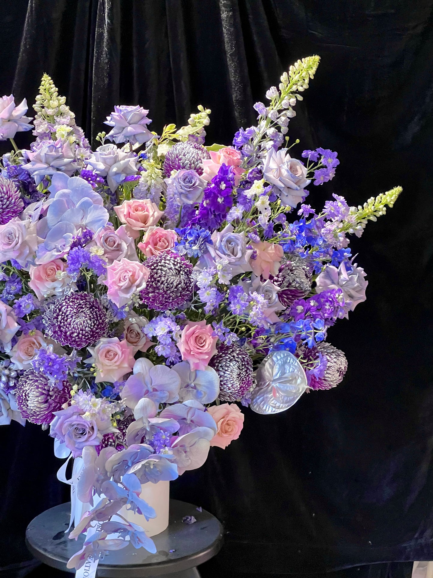 Love's Ambition - Luxury Table Arrangement  许我耀眼豪华版桌花