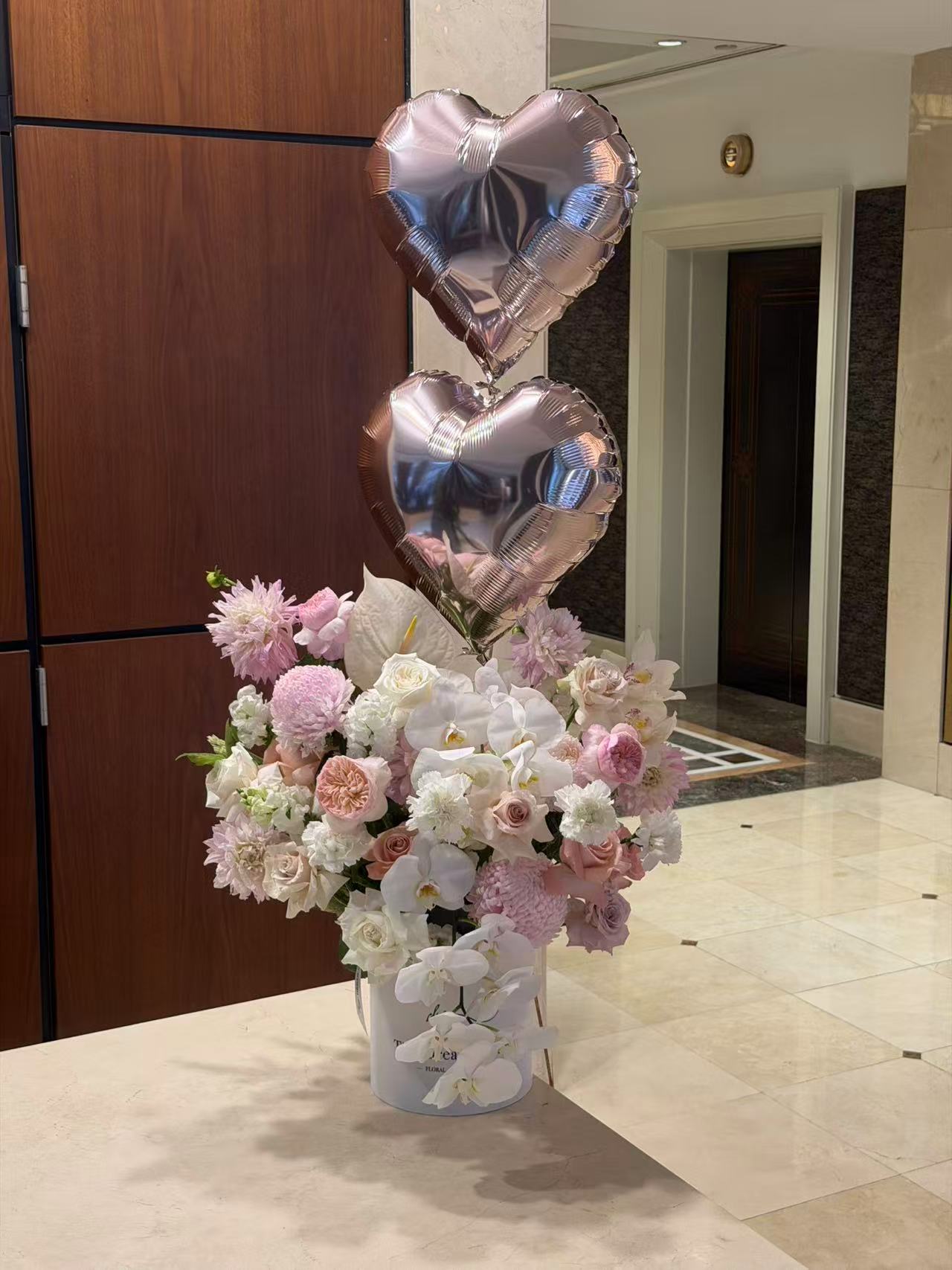 Peachy Love 蜜桃心事