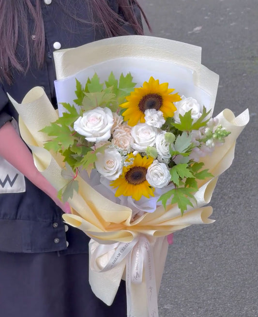 Born Towards the Sun Bouquet 向阳而生