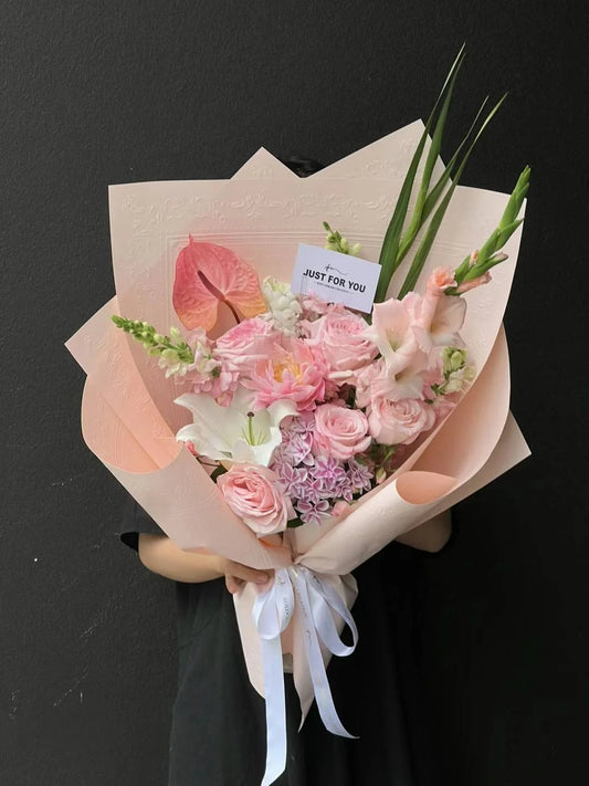 Aurora Blossom Bouquet 极光花韵