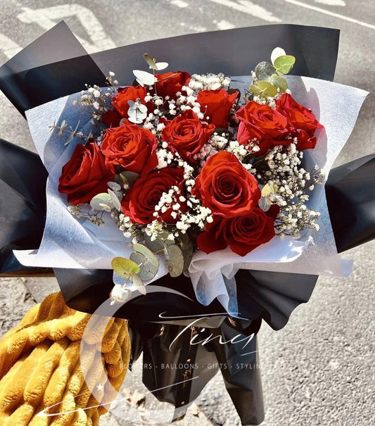 Roses with Baby's Breath and Gum Bouquet